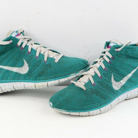 nike flyknit chukka boot